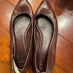 Brown Leather Women's Flats Frye brand